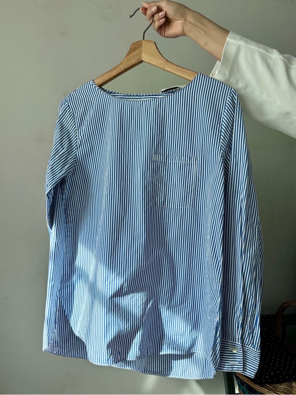 Mansur Gavriel white and blue striped blouse
Size 38 fits xs s m